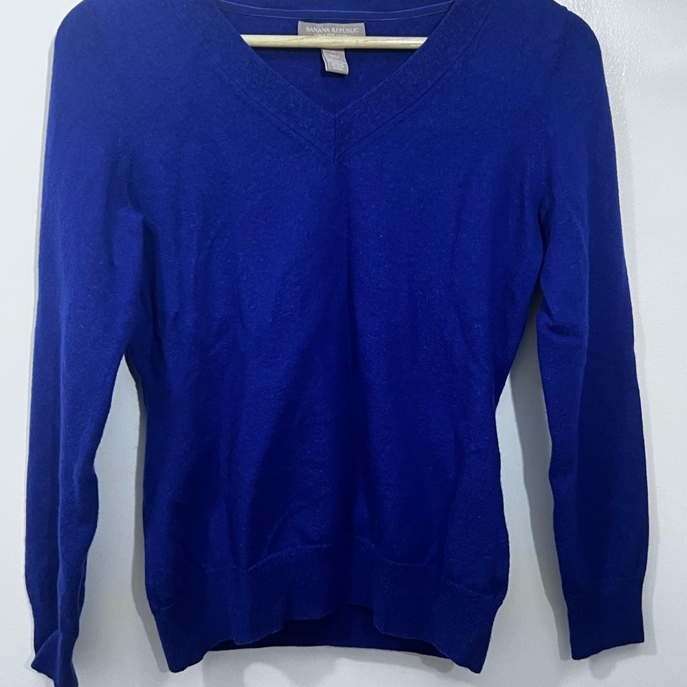 Banana Republic Women's Blue Sweater